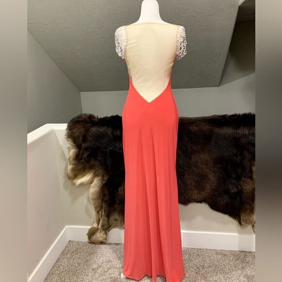 Elegant Crystal Detail Cap Sleeve Jersey Sheath Evening Dress & Sheer Back - Picture 8 of 13